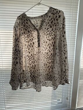 Violet & Claire Cream Sheer Henley Blouse with Black Speckle Print